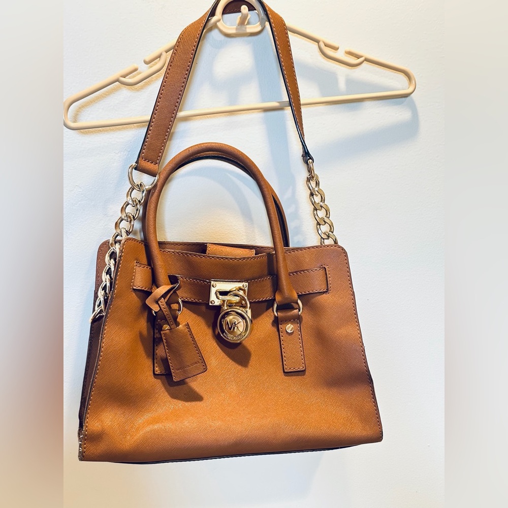 Micheal Kors Hamilton Brown Leather HandBag bundles with Mk bracelet. - Picture 2 of 13